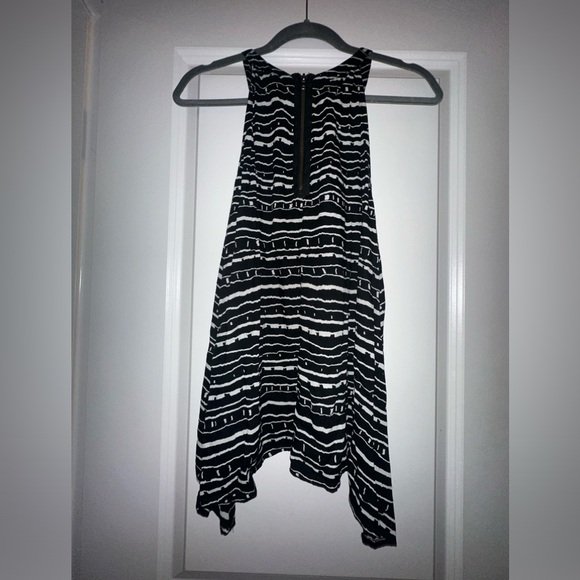 Vans high neck tank top black and white print - women’s medium - Picture 2 of 3